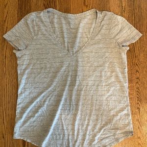 Lululemon women’s short sleeve shirt